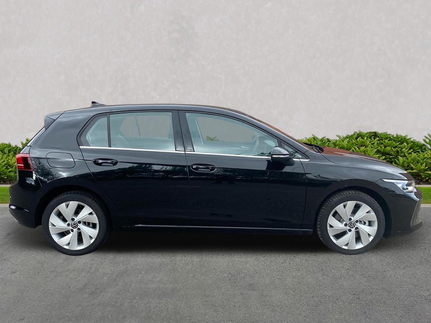 Used Volkswagen Golf 2025 for sale - 77488058: Photo 3