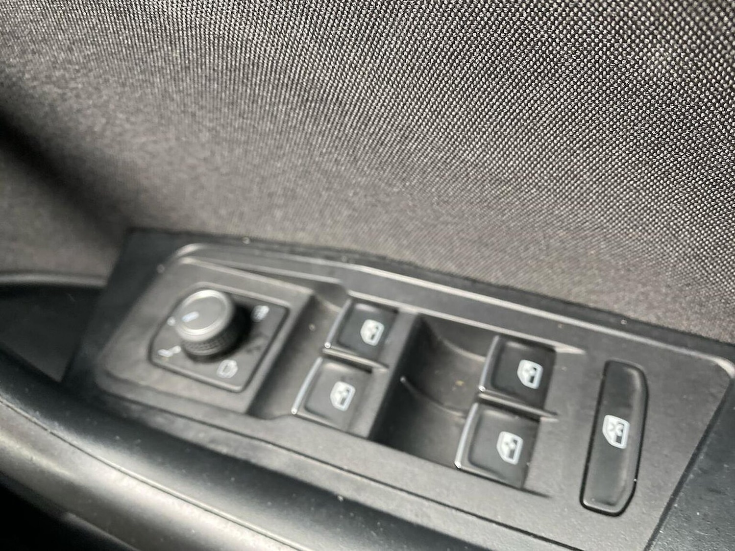 Used Volkswagen T-Roc 2022 for sale - 78131840: Photo 21