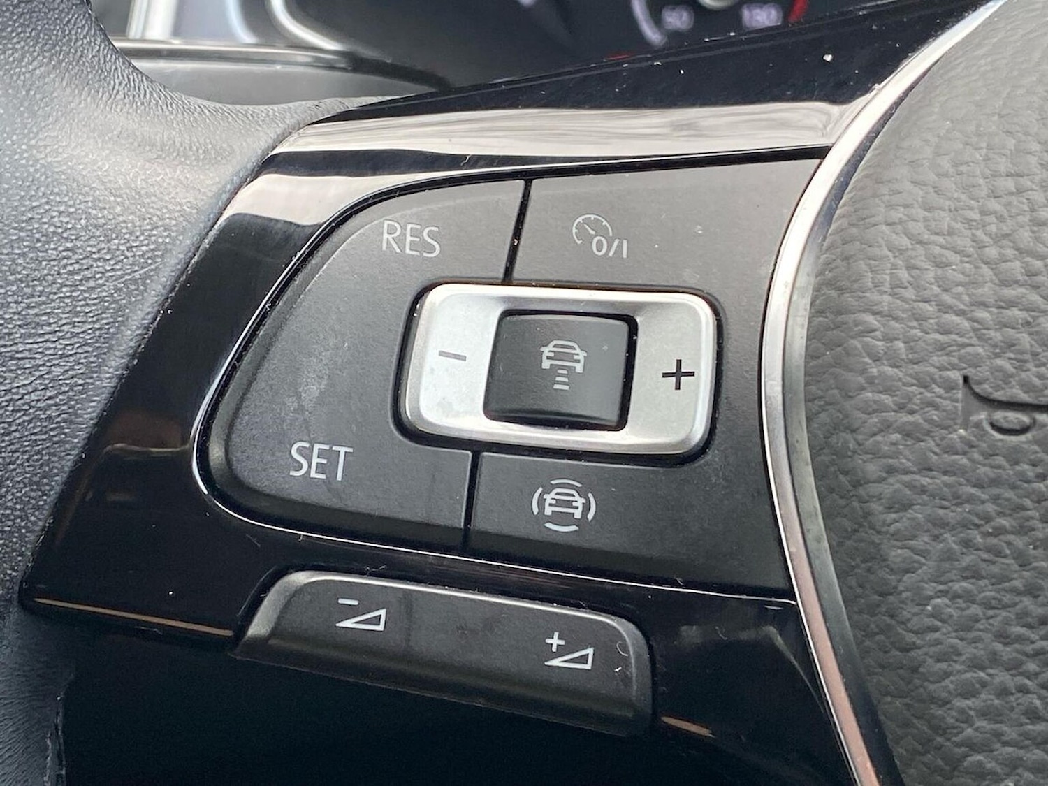 Used Volkswagen T-Roc 2022 for sale - 78131840: Photo 27