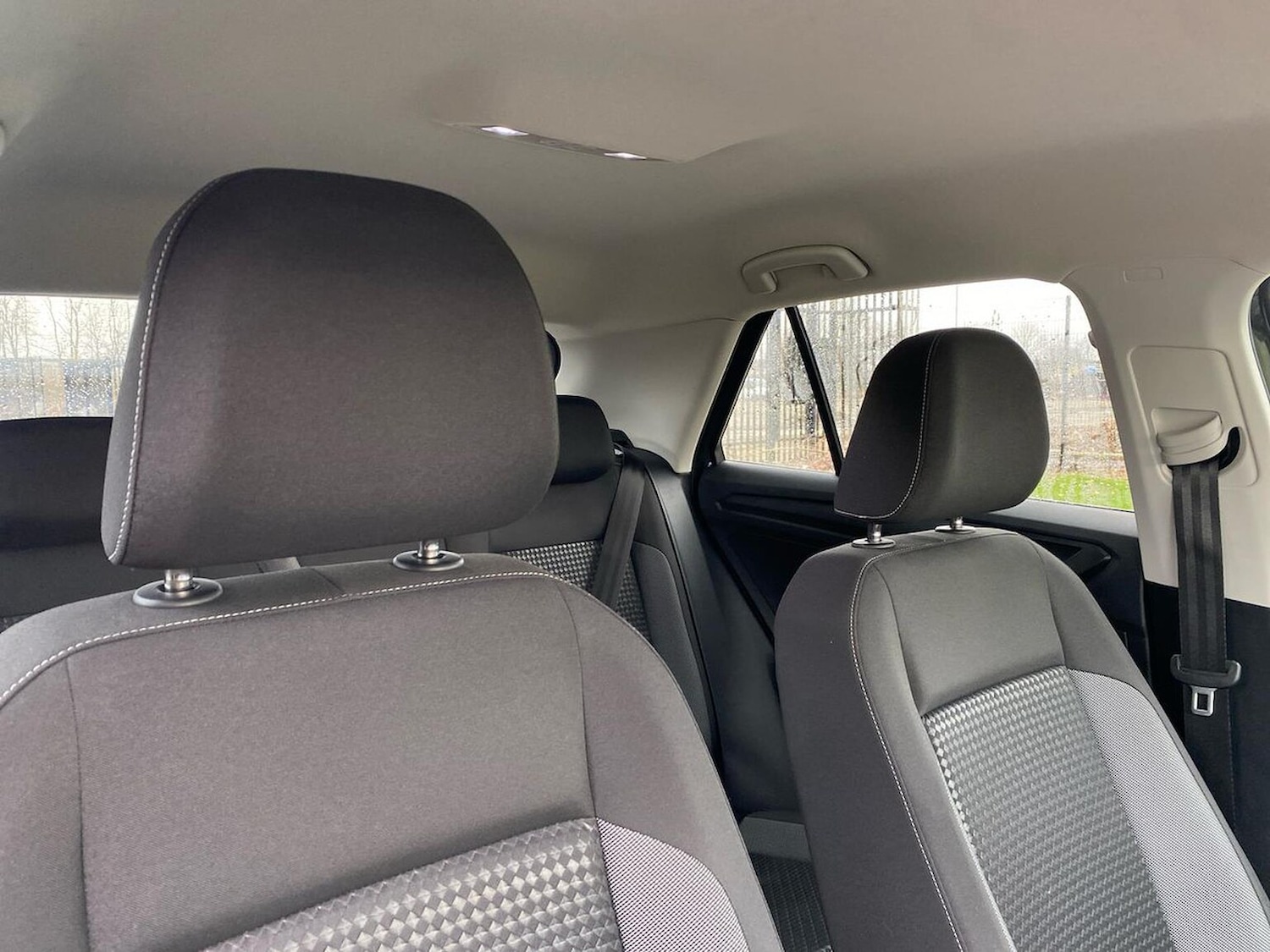 Used Volkswagen T-Roc 2022 for sale - 78131840: Photo 31