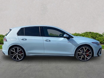 Used Volkswagen Golf 2026 for sale - 79405934: Photo