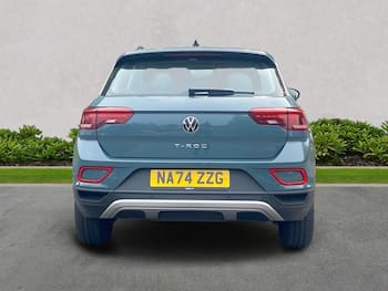 Used Volkswagen T-Roc 2024 for sale - 79551768: Photo