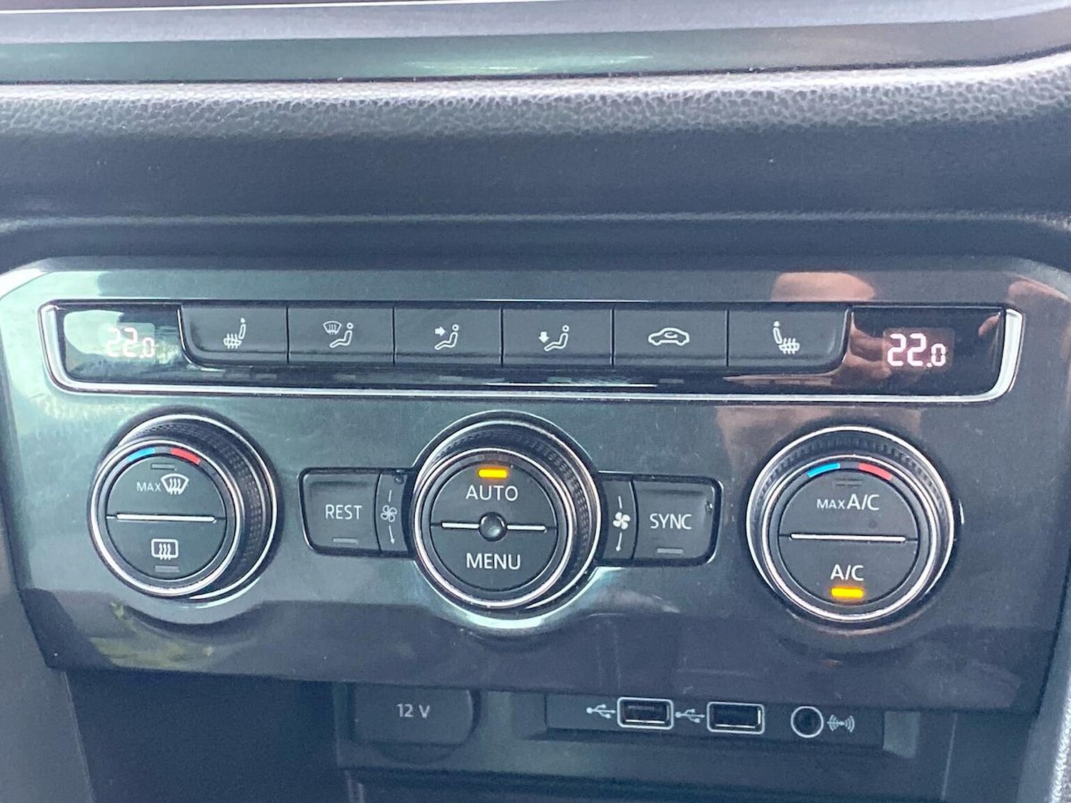 Used Volkswagen Tiguan 2018 for sale - 76832039: Photo 12