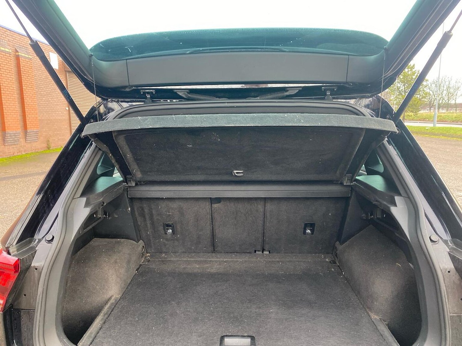 Used Volkswagen Tiguan 2018 for sale - 76832039: Photo 17