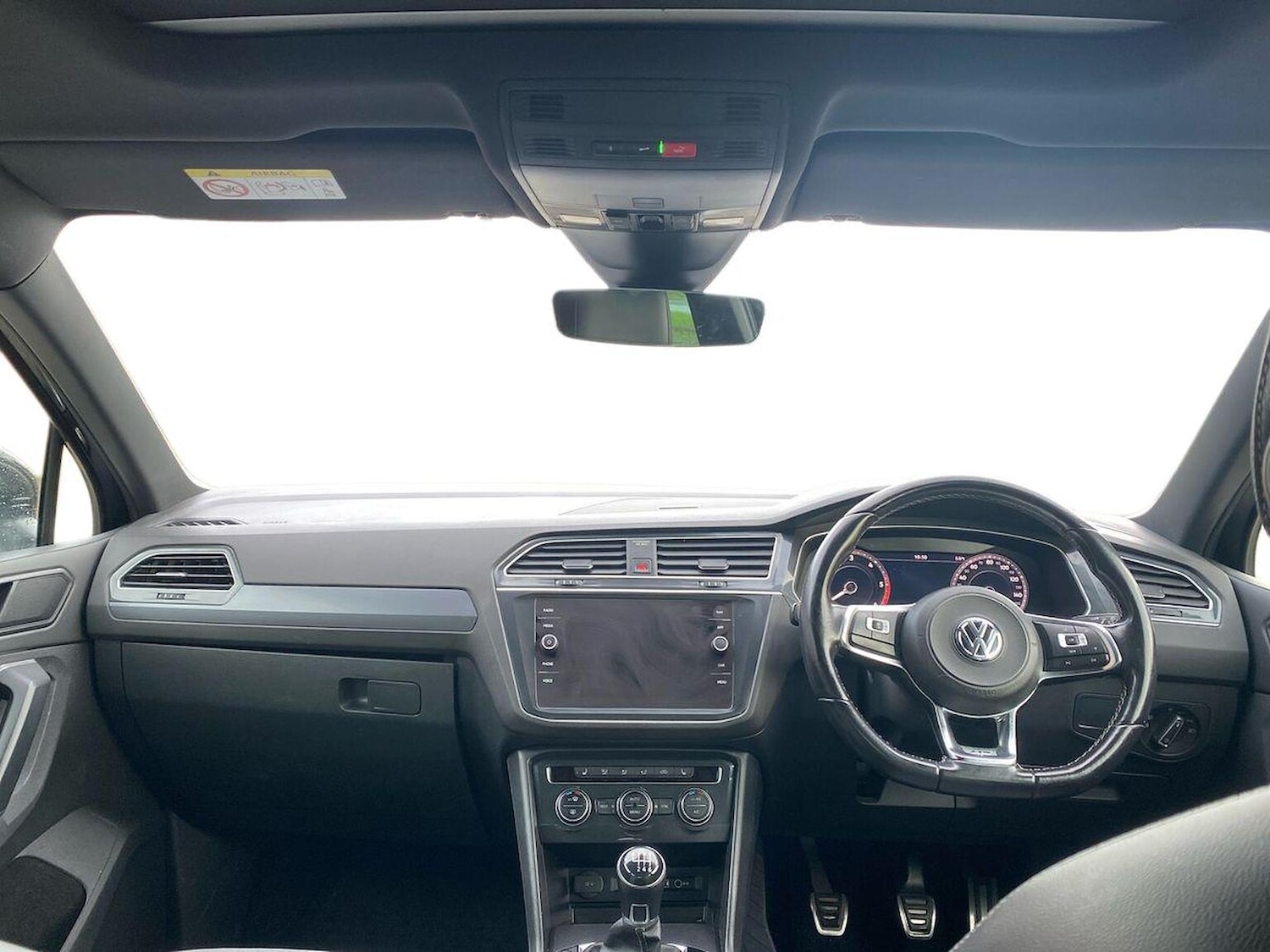 Used Volkswagen Tiguan 2018 for sale - 76832039: Photo 8