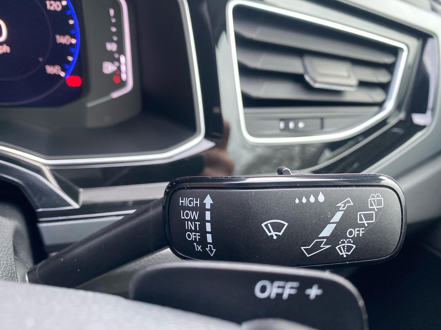 Used Volkswagen Polo 2025 for sale - 77676363: Photo 28