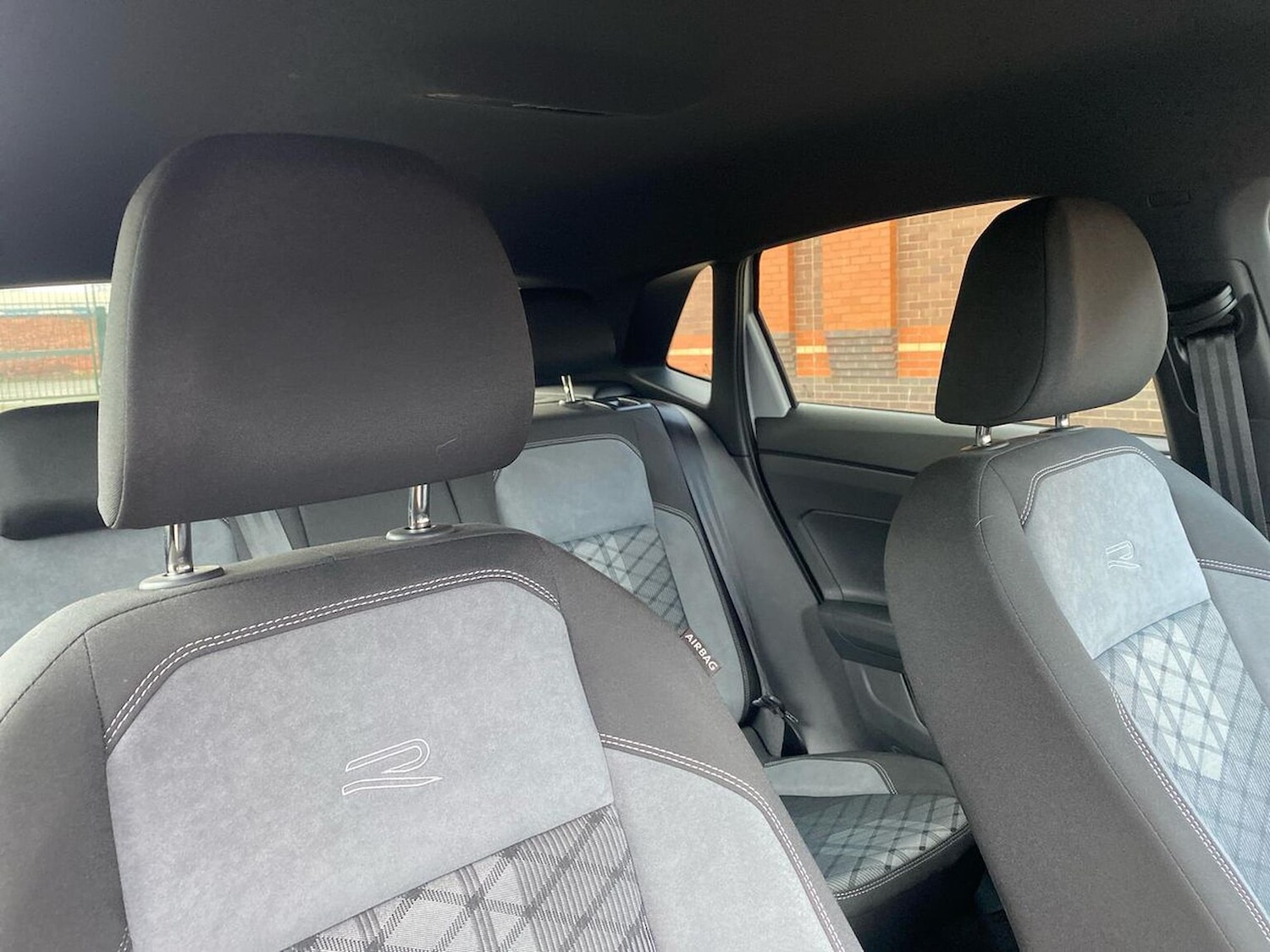 Used Volkswagen Polo 2025 for sale - 77676363: Photo 31