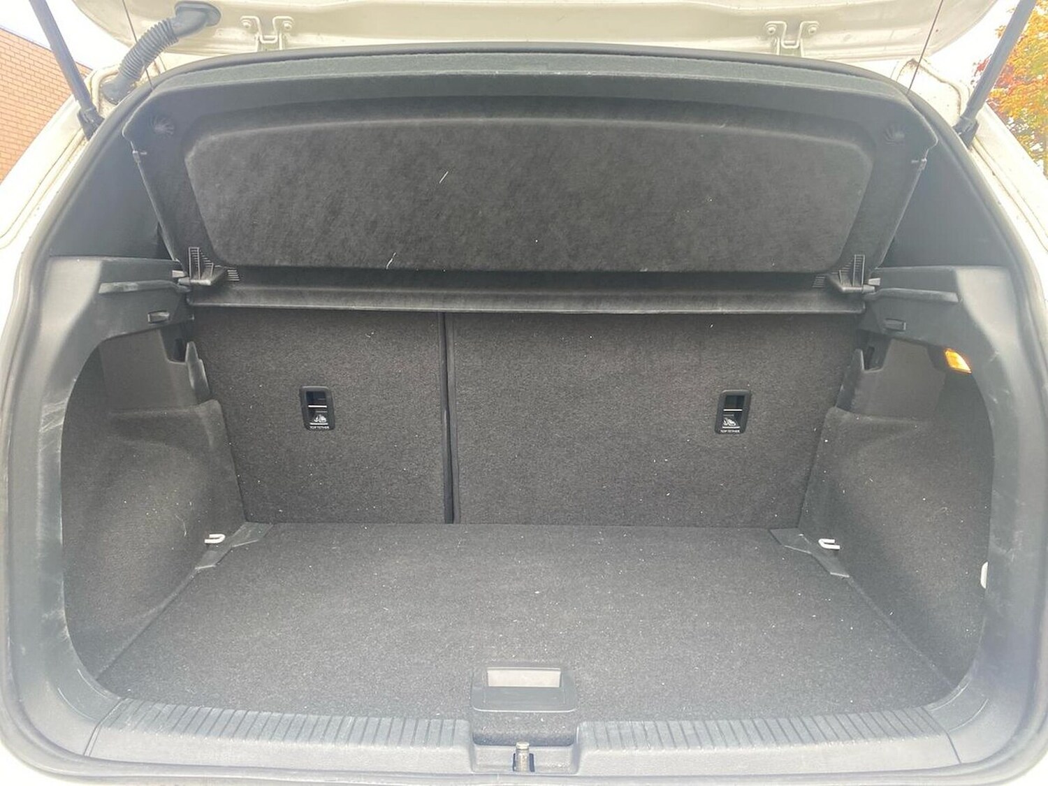 Used Volkswagen T-Cross 2020 for sale - 76253696: Photo 17