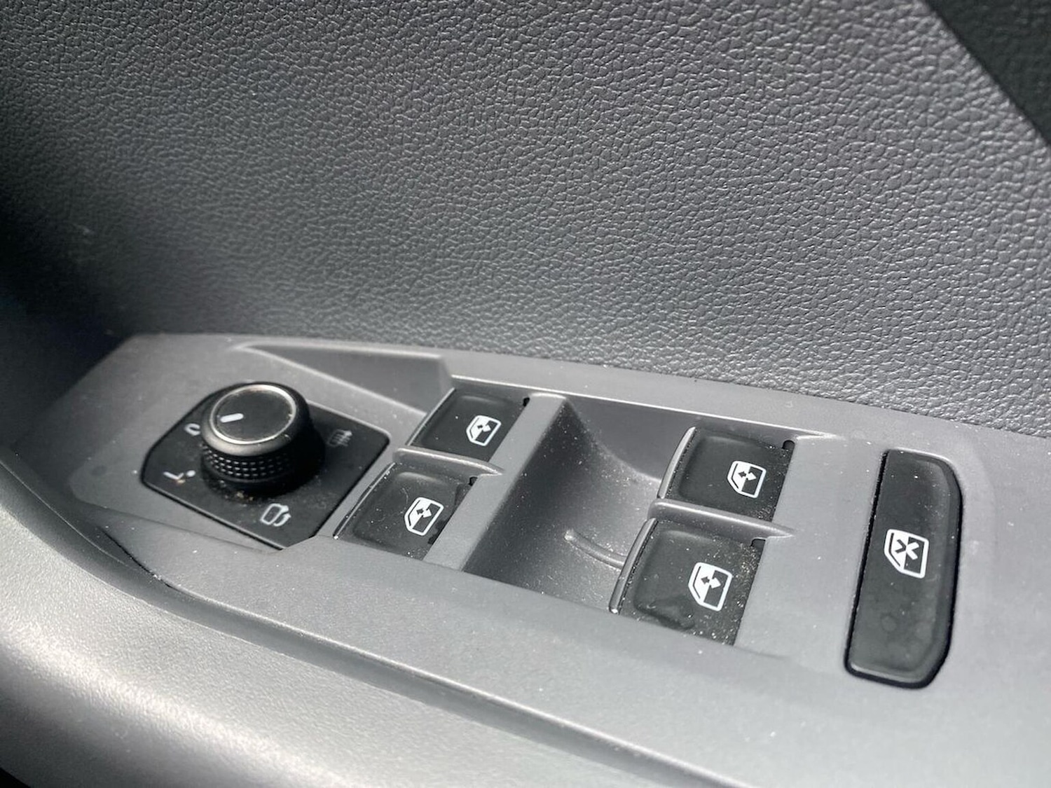 Used Volkswagen T-Cross 2020 for sale - 76253696: Photo 21