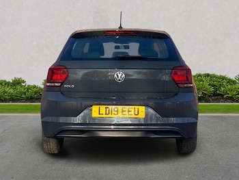 Used Volkswagen Polo 2019 for sale - 76506189: Photo