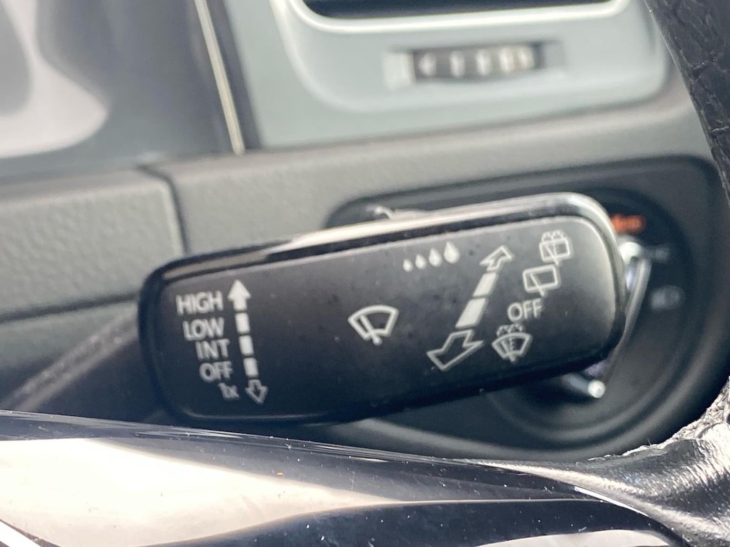 Used Volkswagen Golf 2018 for sale - 76347063: Photo 28