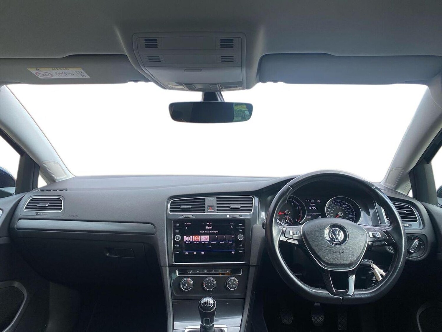 Used Volkswagen Golf 2018 for sale - 76347063: Photo 8