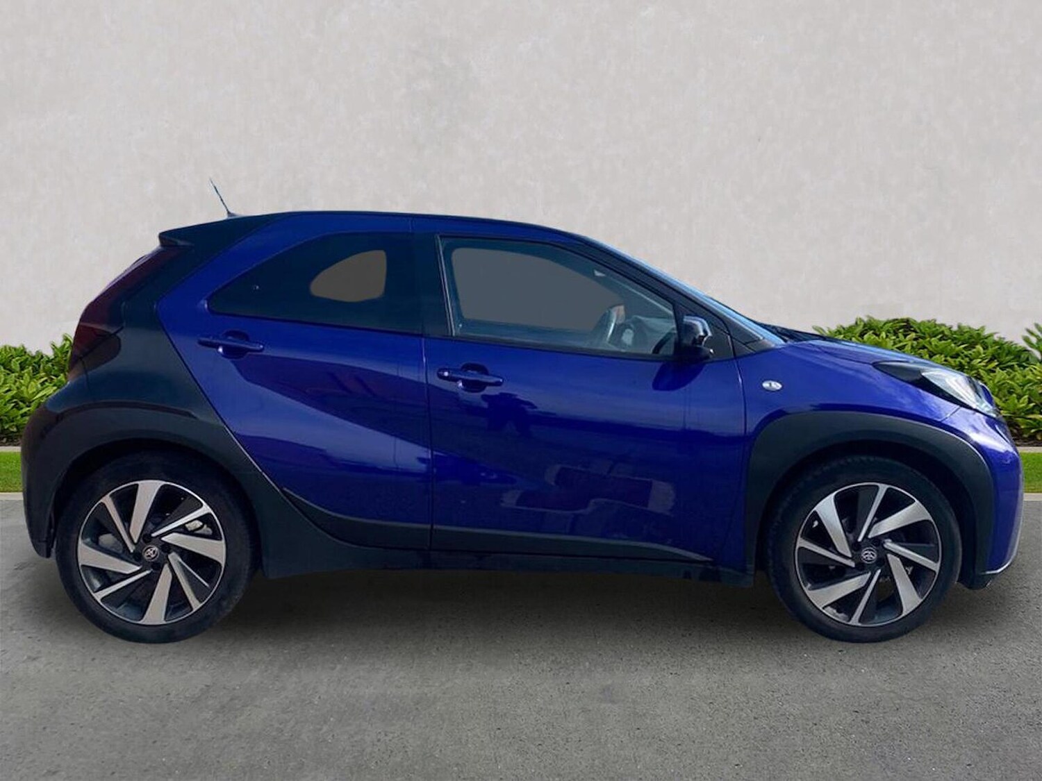 Used Toyota Aygo X 2023 for sale - 76225070: Photo 3