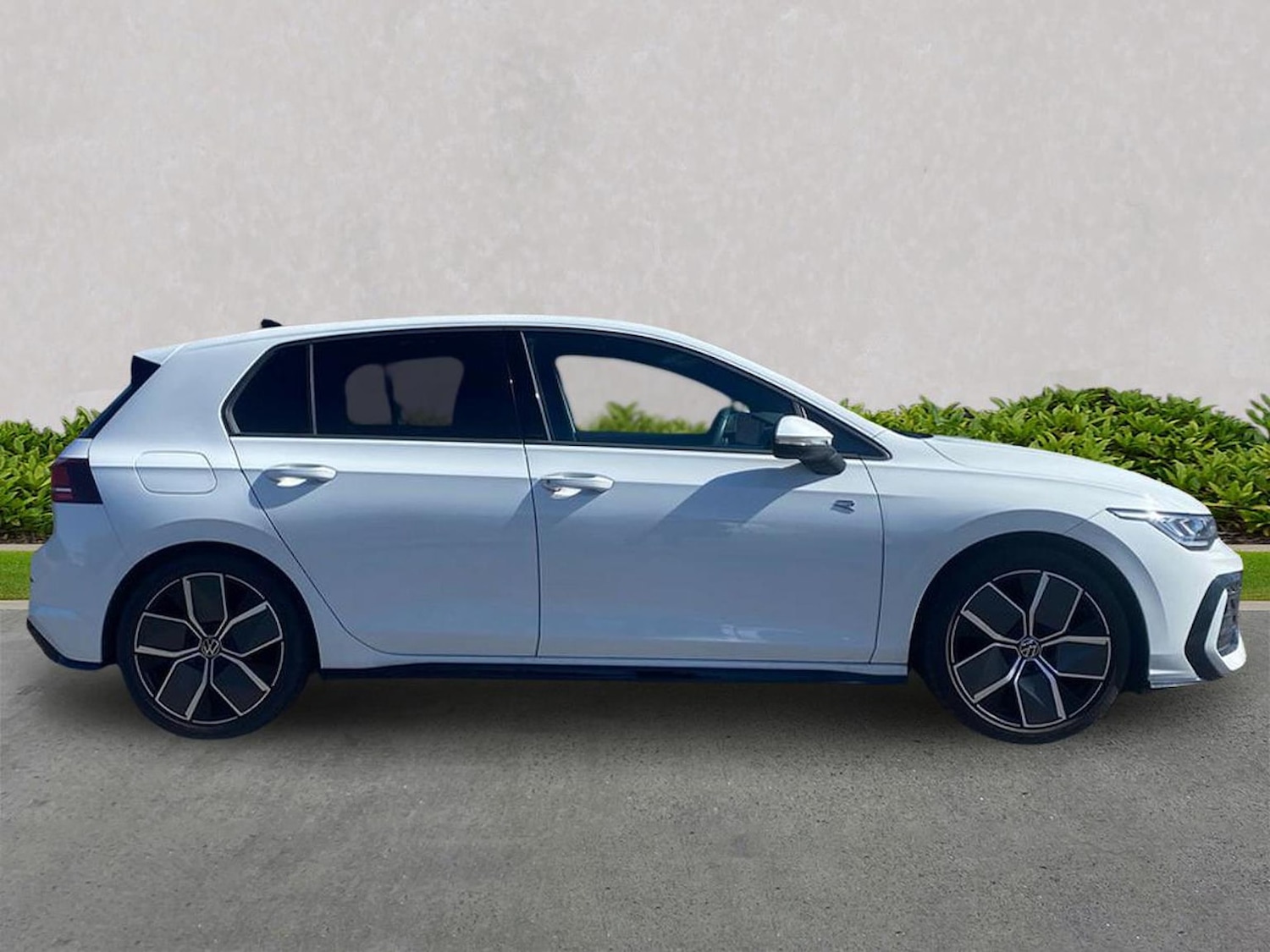 Used Volkswagen Golf 2024 for sale - 78211169: Photo 3