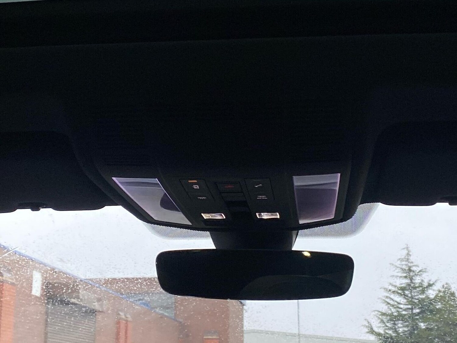 Used Volkswagen Touareg 2025 for sale - 77616723: Photo 14