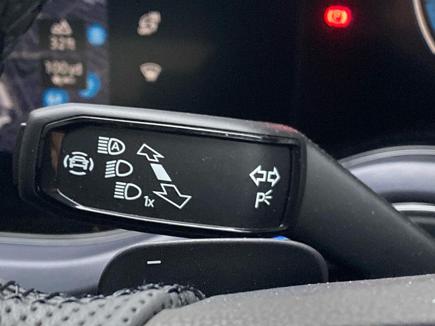 Used Volkswagen Touareg 2025 for sale - 77616723: Photo 29