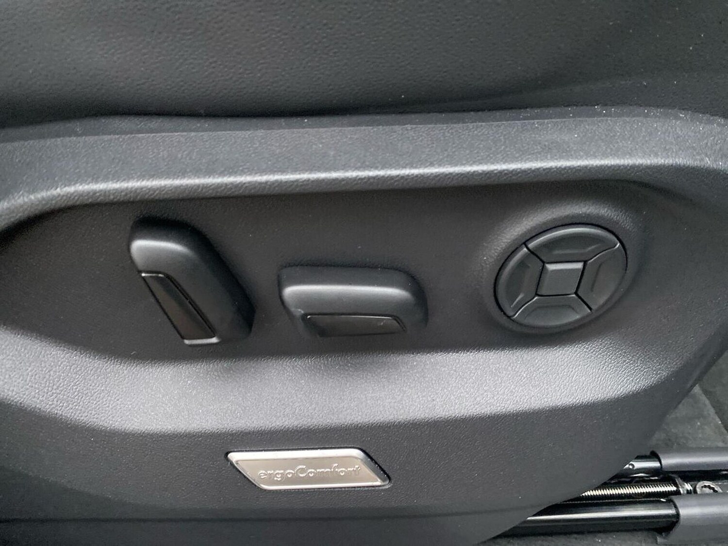 Used Volkswagen Touareg 2025 for sale - 77616723: Photo 30