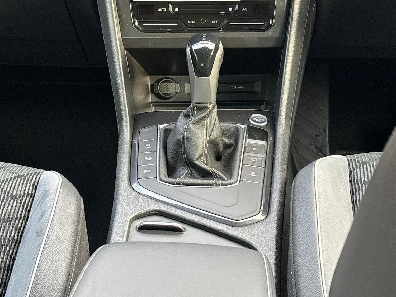 Used Volkswagen Tiguan 2023 for sale - 76477300: Photo 13