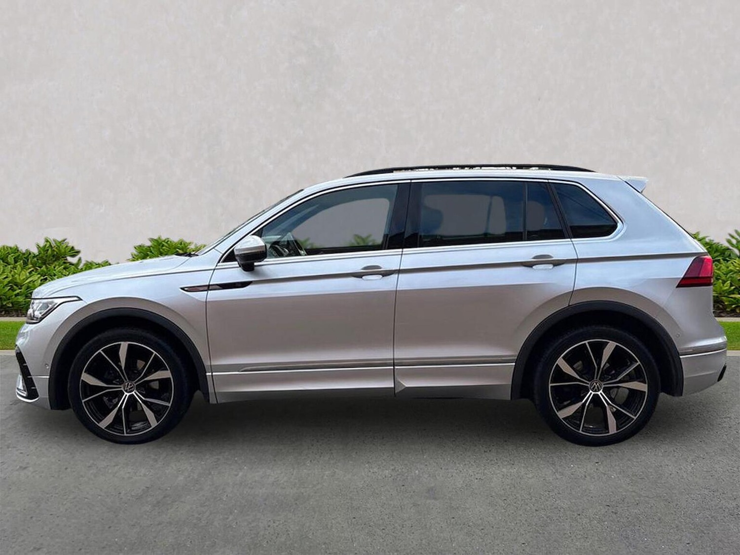 Used Volkswagen Tiguan 2023 for sale - 76477300: Photo 19