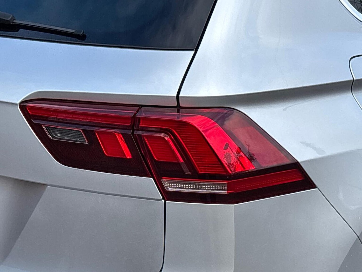 Used Volkswagen Tiguan 2023 for sale - 76477300: Photo 35