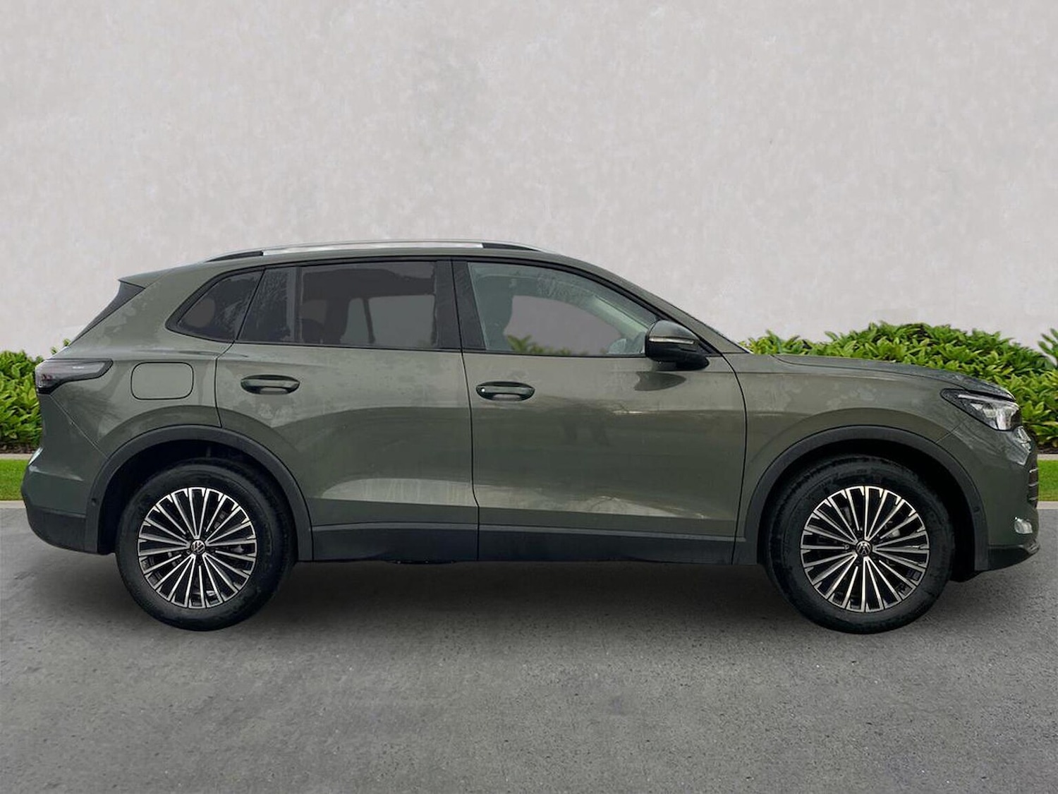 Used Volkswagen Tiguan 2026 for sale - 77916098: Photo 3