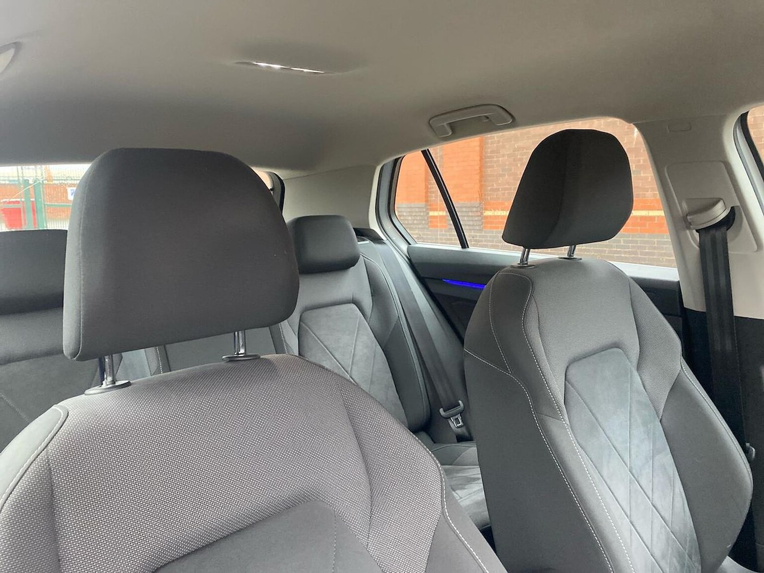 Used Volkswagen Golf 2020 for sale - 76963474: Photo 31