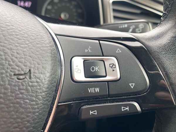 Used Volkswagen T-Roc 2019 for sale - 76107167: Photo 25