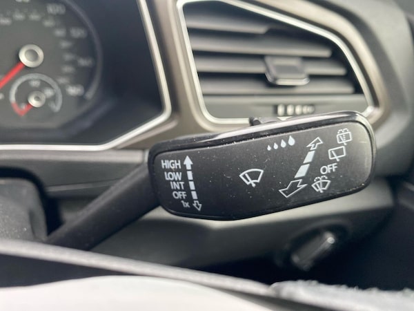 Used Volkswagen T-Roc 2019 for sale - 76107167: Photo 27
