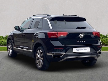 Used Volkswagen T-Roc 2019 for sale - 76107167: Photo