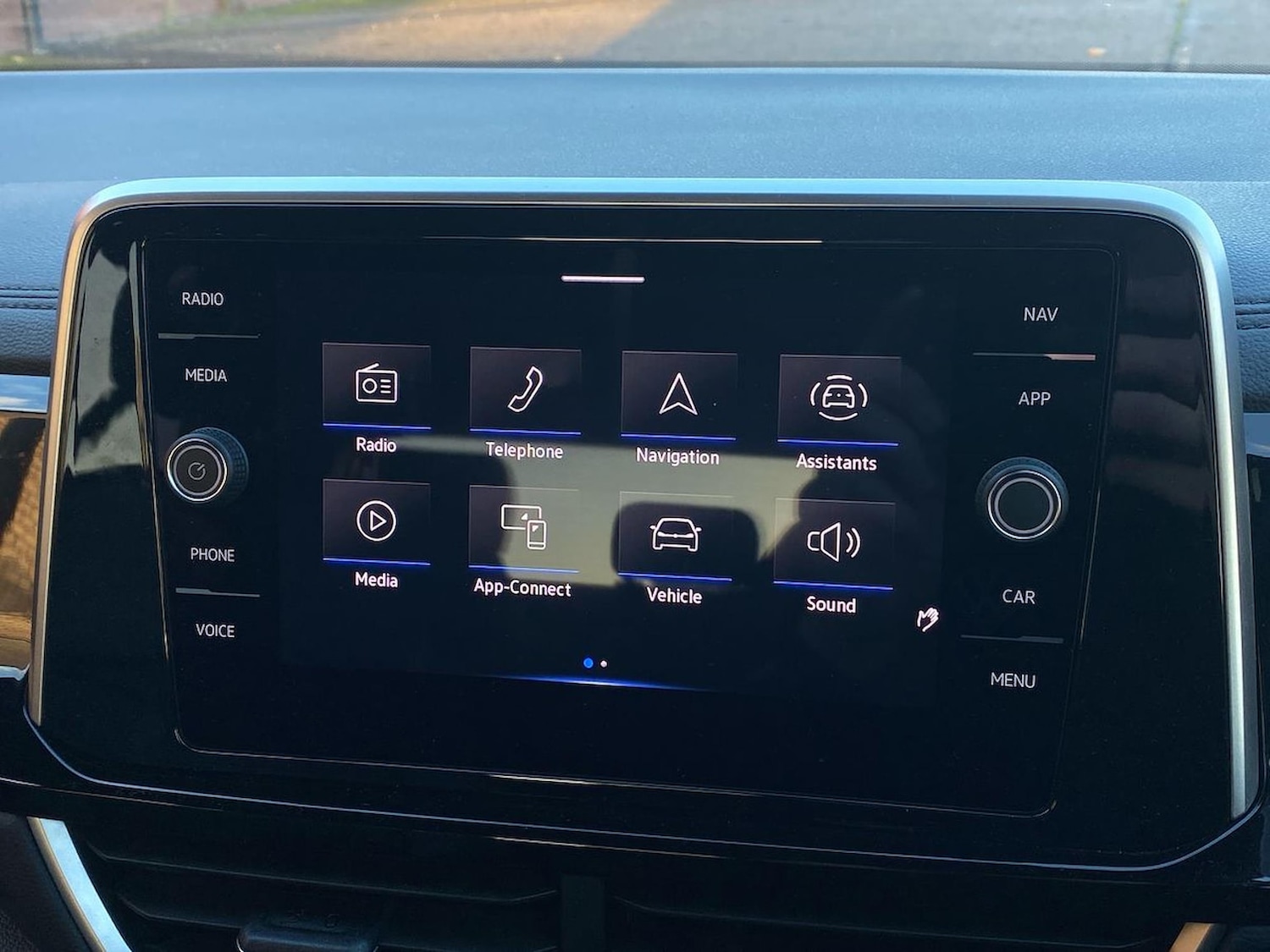 Used Volkswagen T-Roc 2024 for sale - 76720339: Photo 25