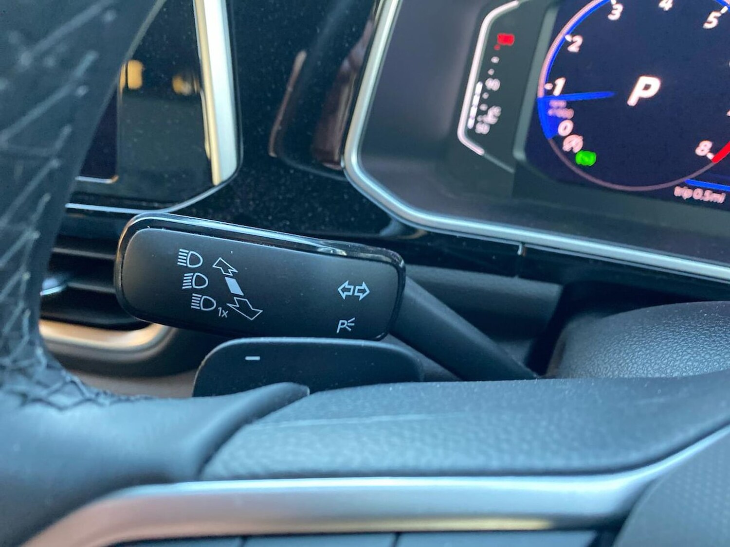 Used Volkswagen T-Roc 2024 for sale - 76720339: Photo 29