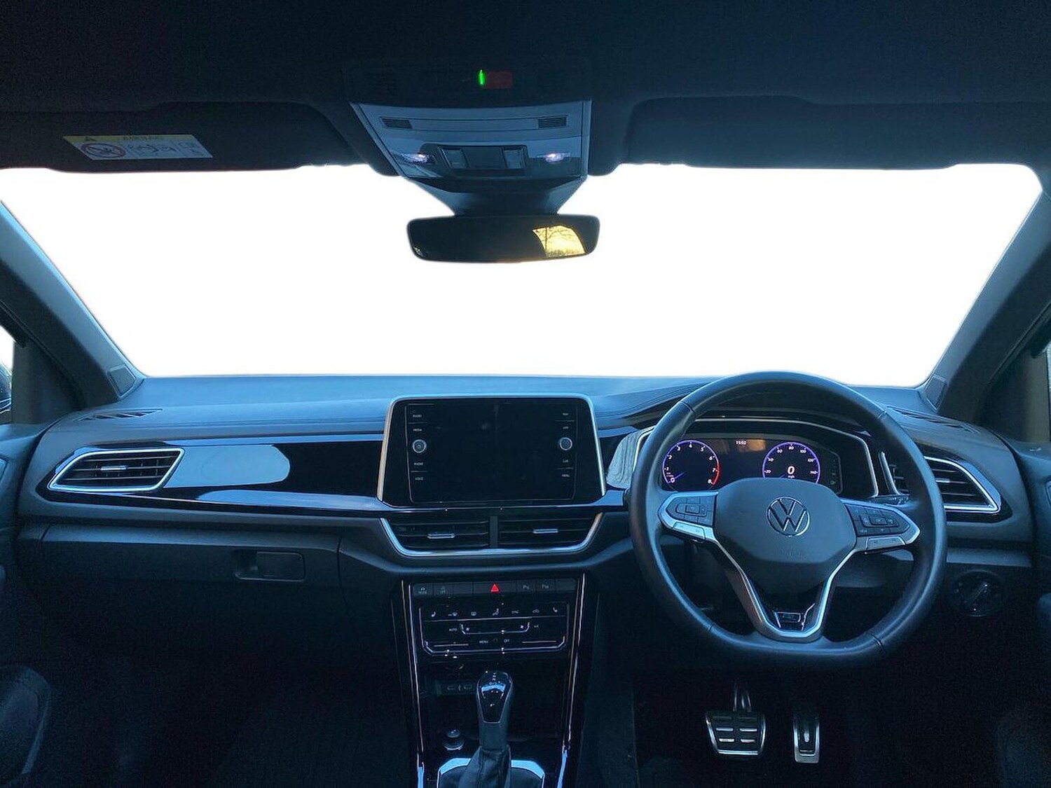 Used Volkswagen T-Roc 2024 for sale - 76720339: Photo 8