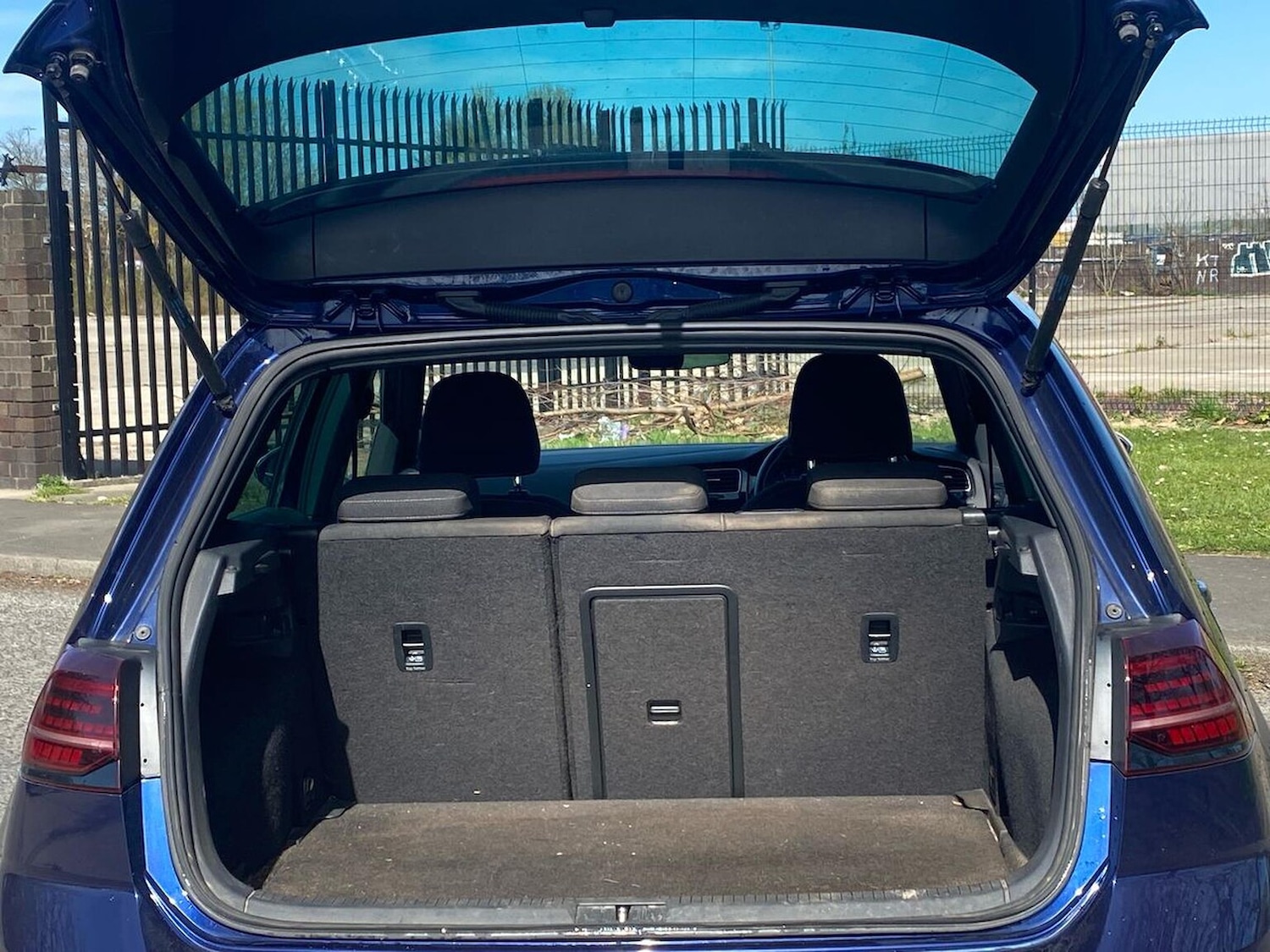 Used Volkswagen Golf 2018 for sale - 78195407: Photo 17