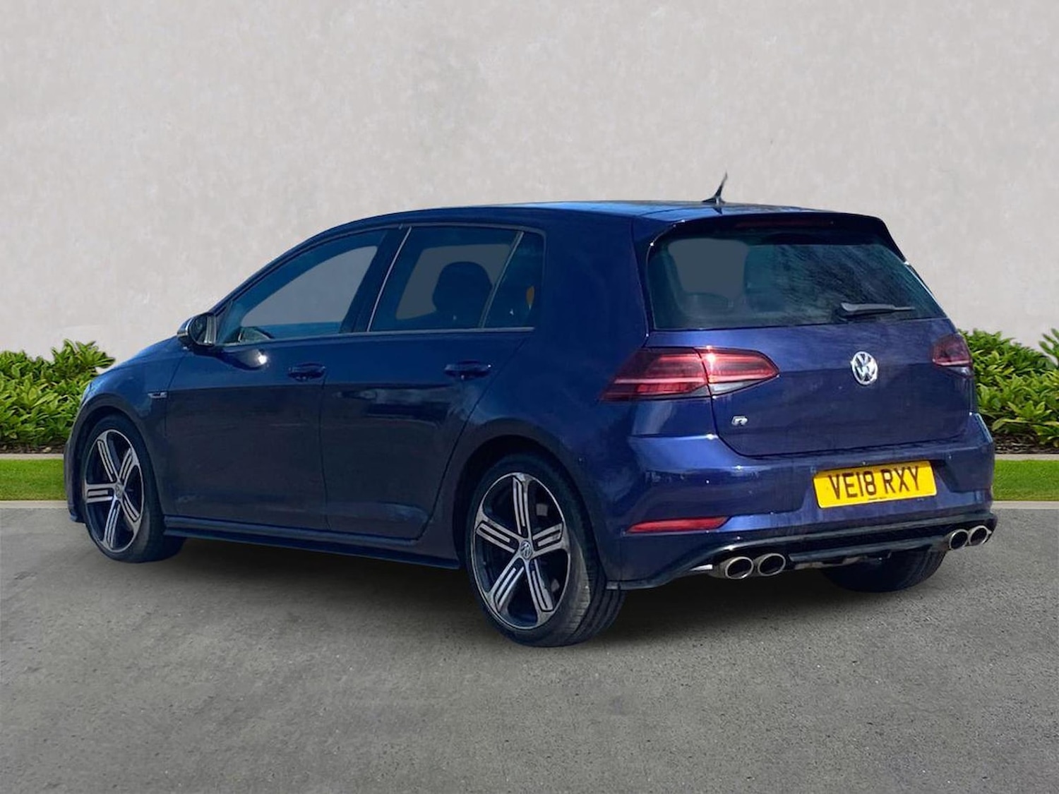 Used Volkswagen Golf 2018 for sale - 78195407: Photo 2