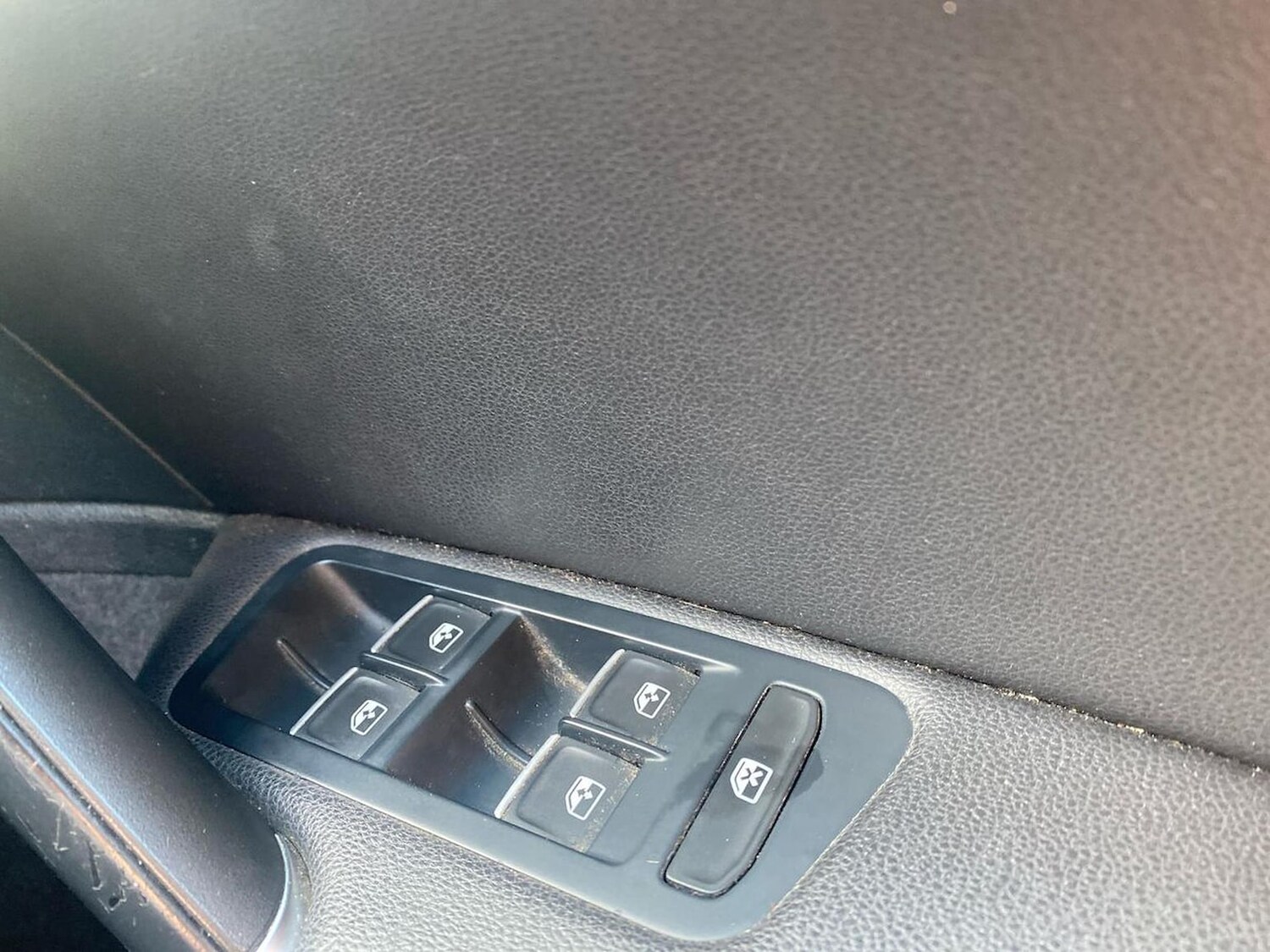 Used Volkswagen Golf 2018 for sale - 78195407: Photo 21