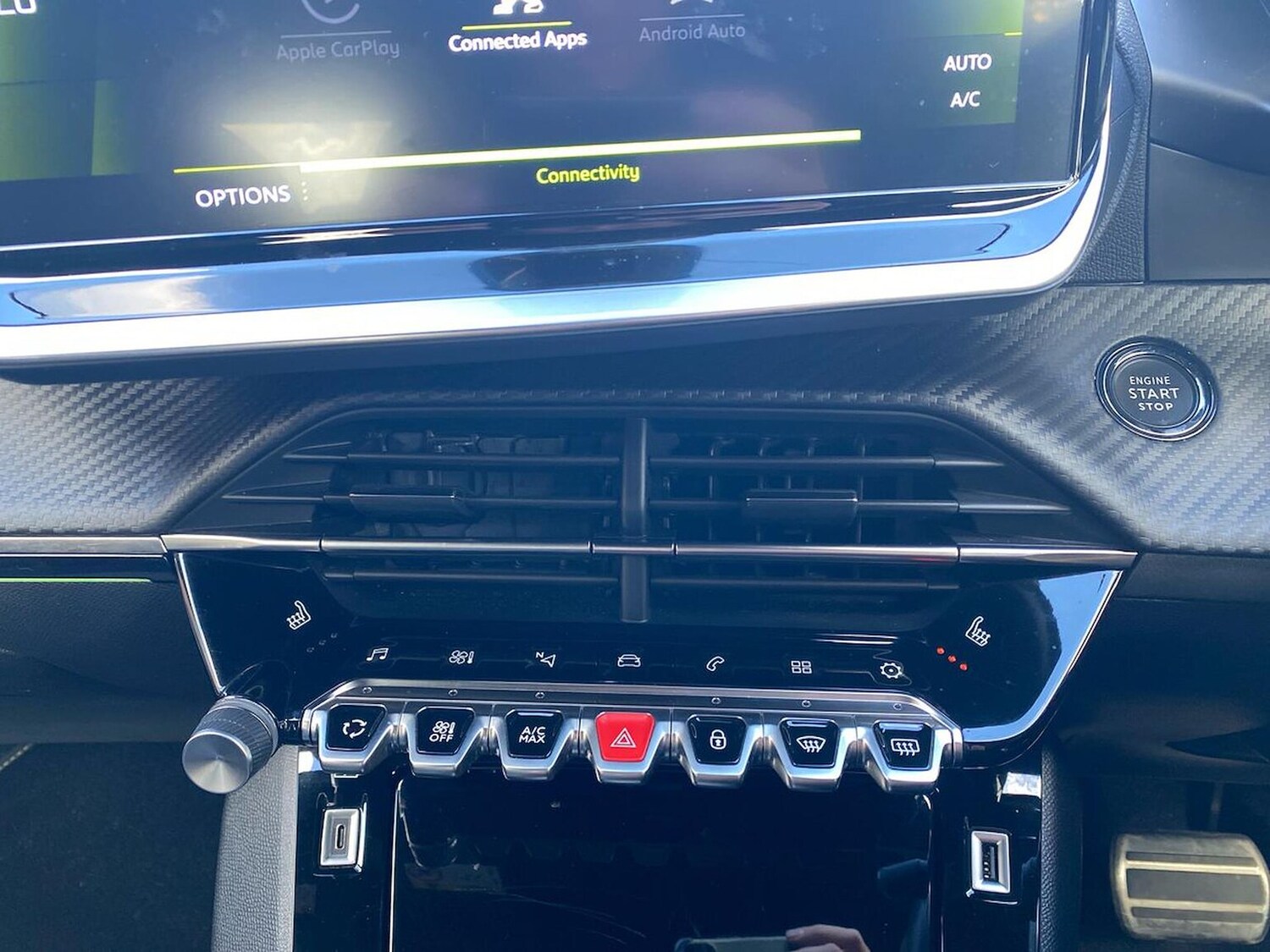 Used Peugeot 2008 2023 for sale - 75982204: Photo 12