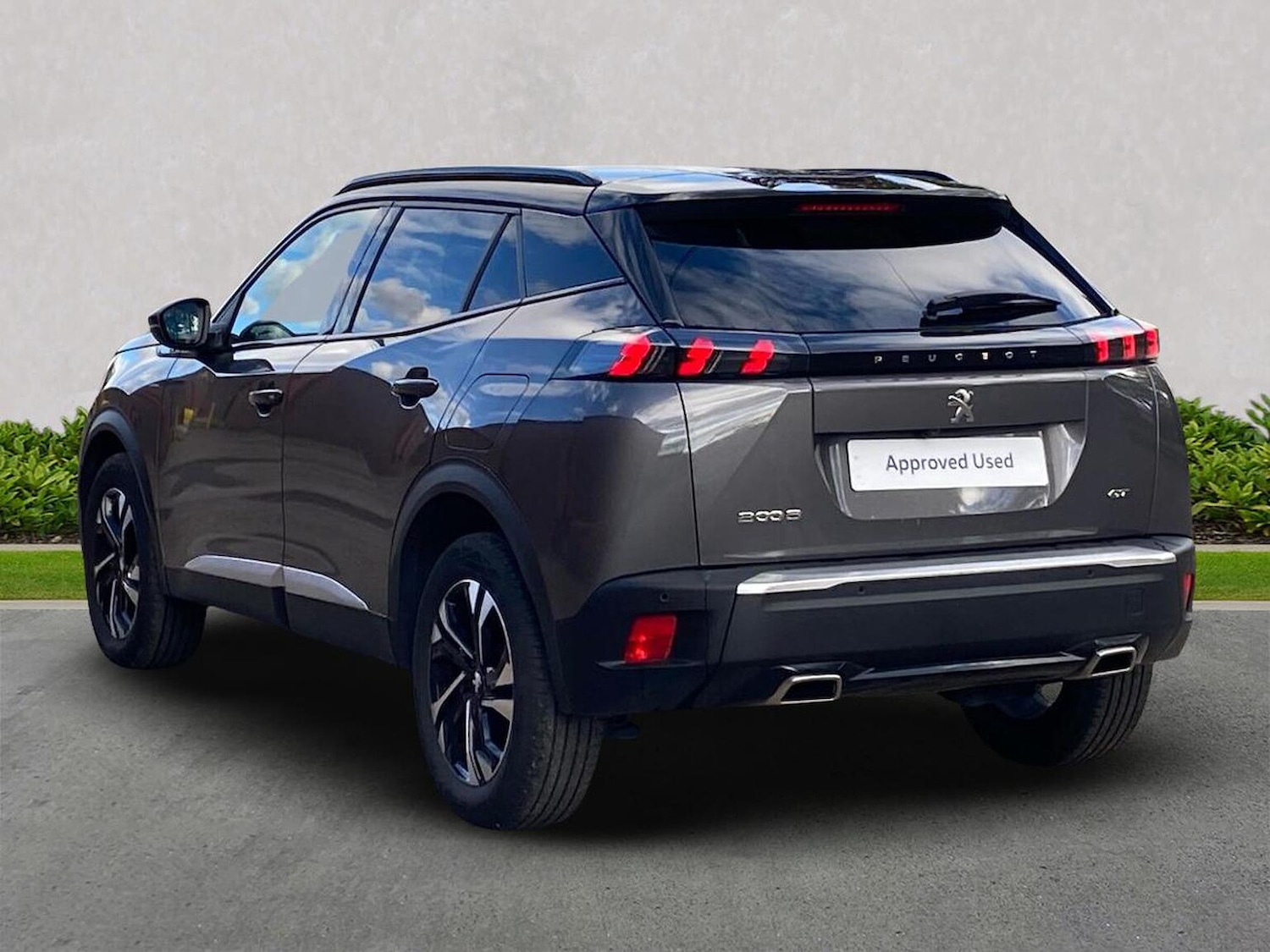 Used Peugeot 2008 2023 for sale - 75982204: Photo 2