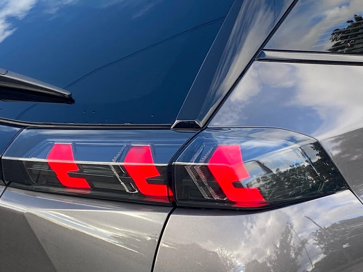 Used Peugeot 2008 2023 for sale - 75982204: Photo 35