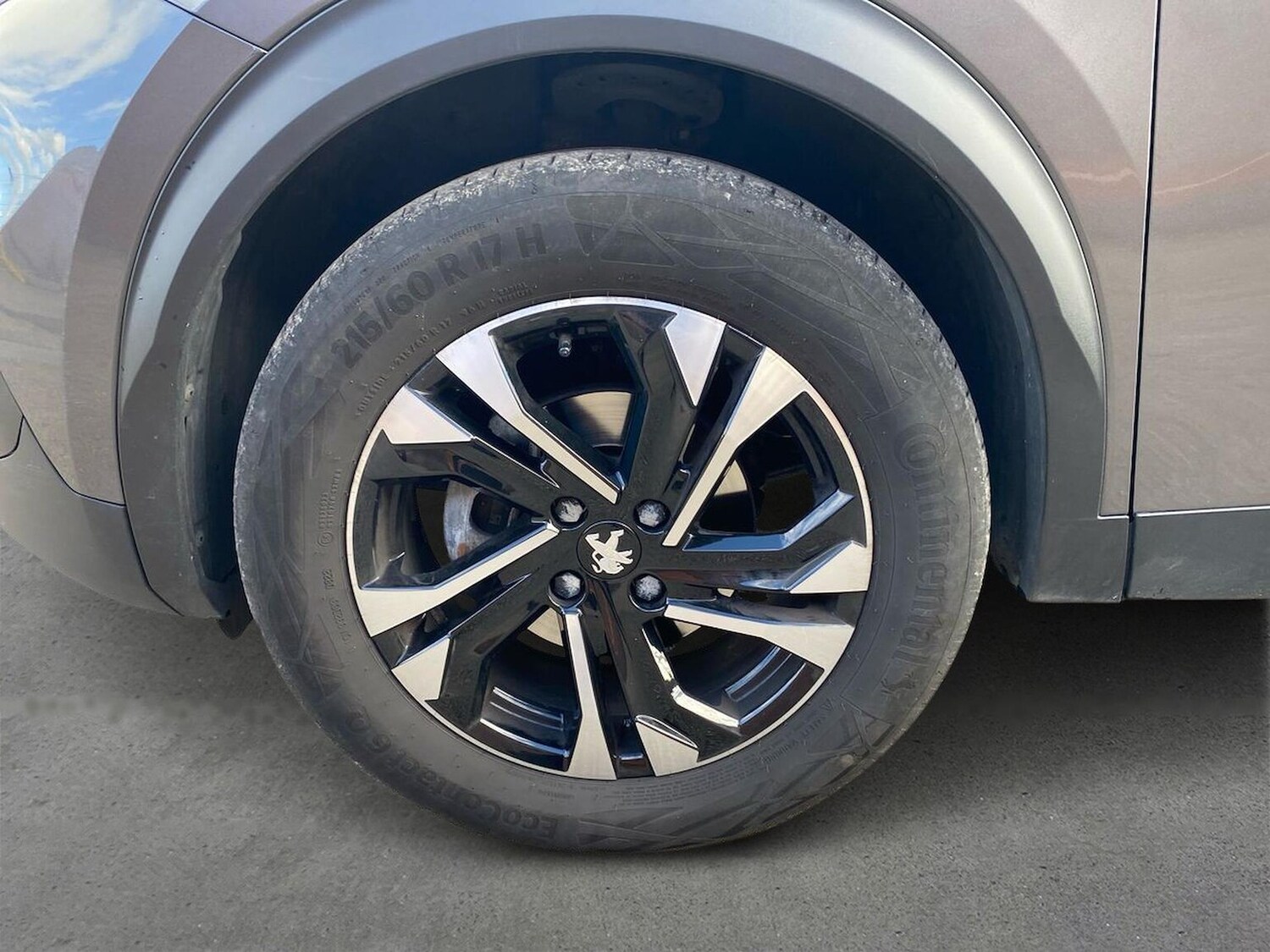 Used Peugeot 2008 2023 for sale - 75982204: Photo 6