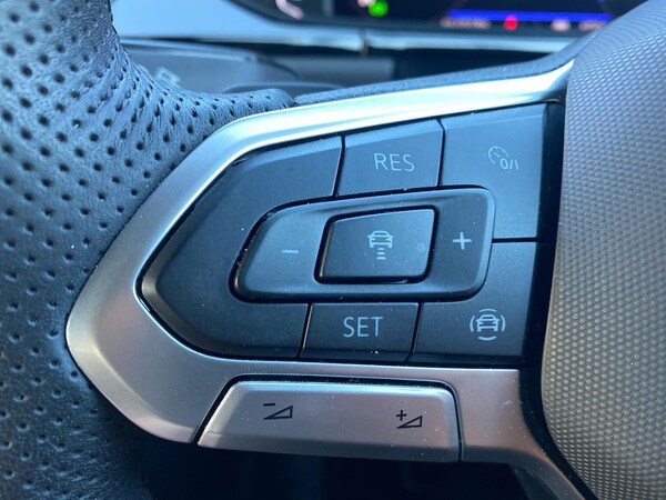 Used Volkswagen T-Roc 2025 for sale - 76065666: Photo 27