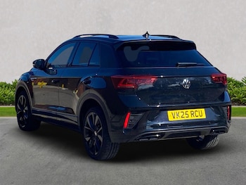 Used Volkswagen T-Roc 2025 for sale - 76065666: Photo 2