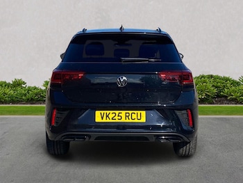 Used Volkswagen T-Roc 2025 for sale - 76065666: Photo 4