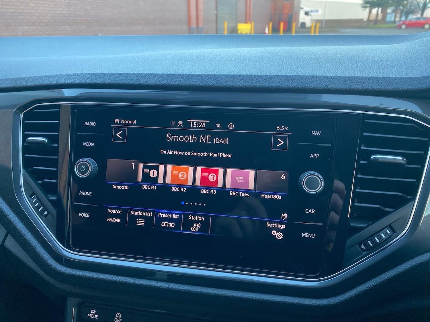 Used Volkswagen T-Roc 2021 for sale - 76741210: Photo 11