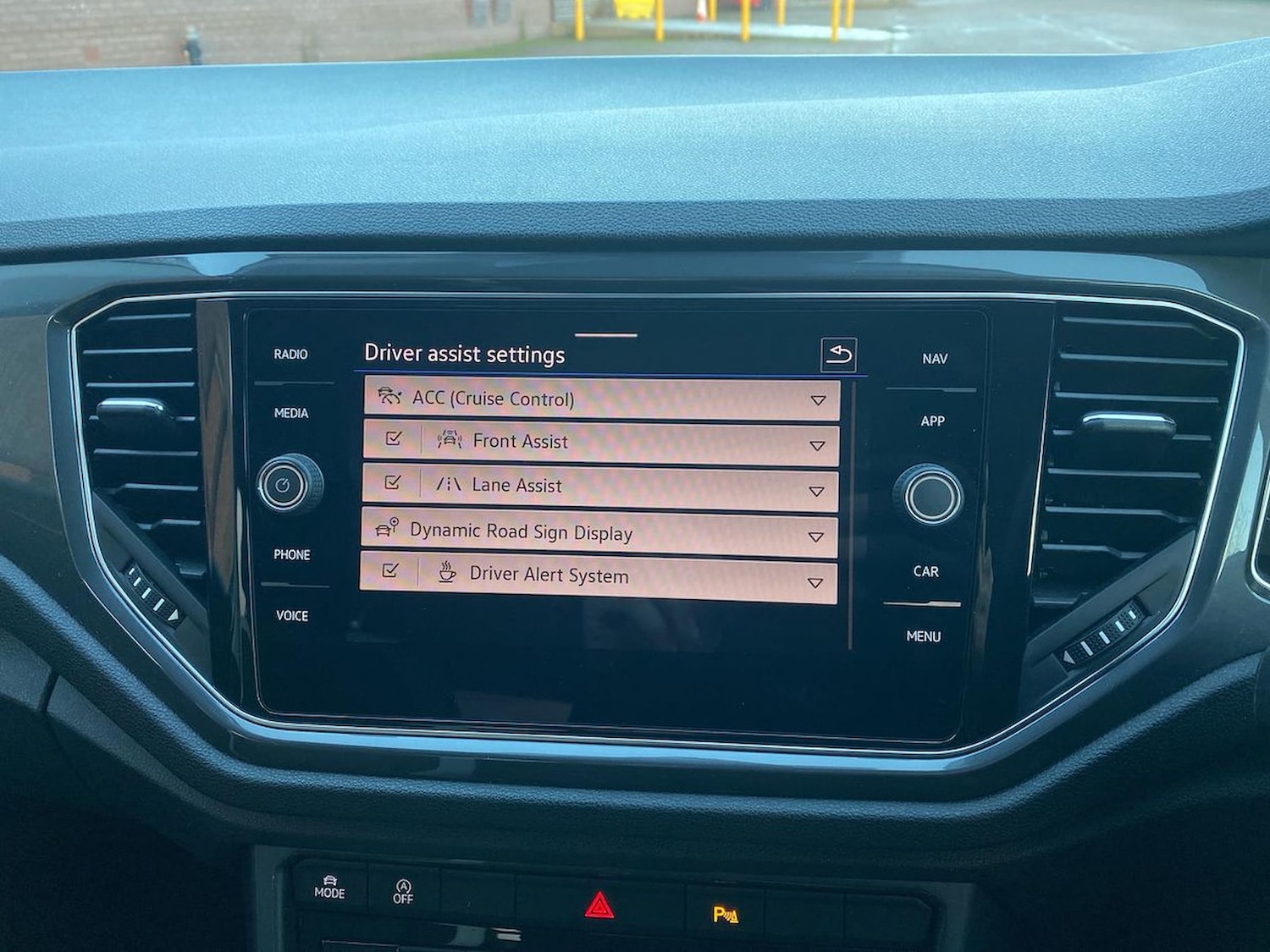 Used Volkswagen T-Roc 2021 for sale - 76741210: Photo 22