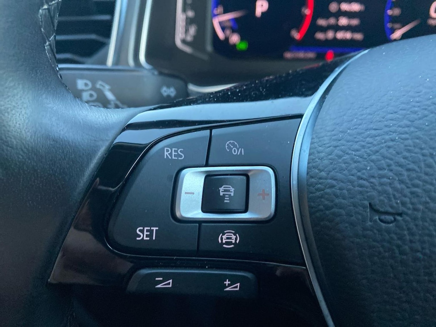 Used Volkswagen T-Roc 2021 for sale - 76741210: Photo 27