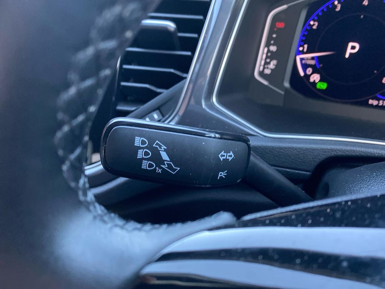 Used Volkswagen T-Roc 2021 for sale - 76741210: Photo 29