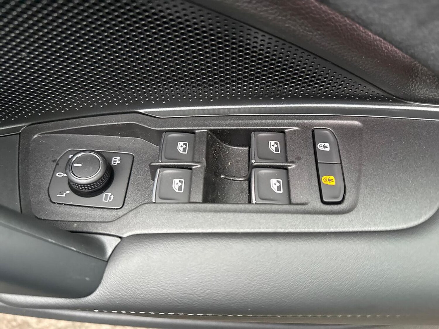 Used Volkswagen Touran 2026 for sale - 77896243: Photo 21