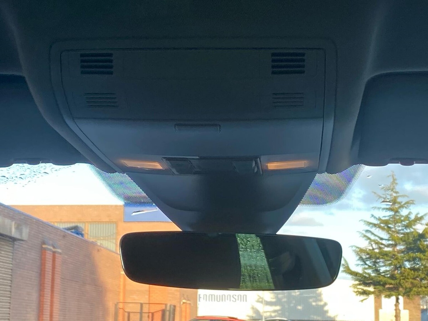 Used Volkswagen Tiguan 2019 for sale - 76725865: Photo 14