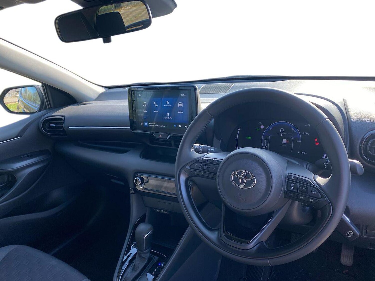 Used Toyota Yaris 2025 for sale - 78195165: Photo 15