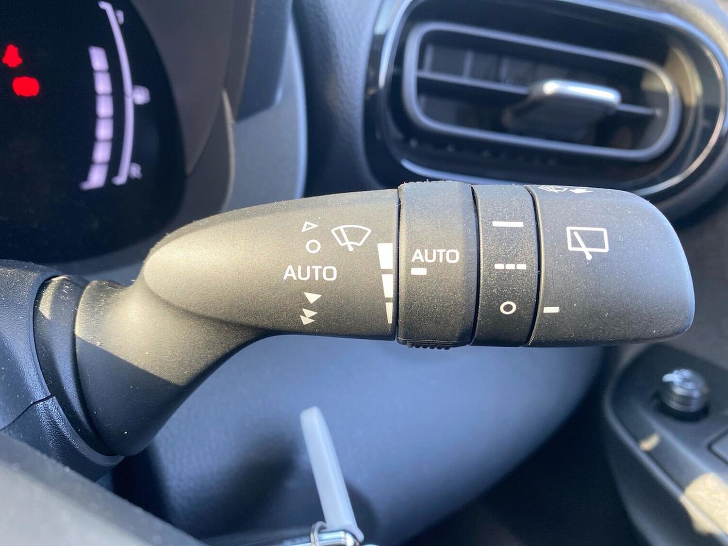 Used Toyota Yaris 2025 for sale - 78195165: Photo 27